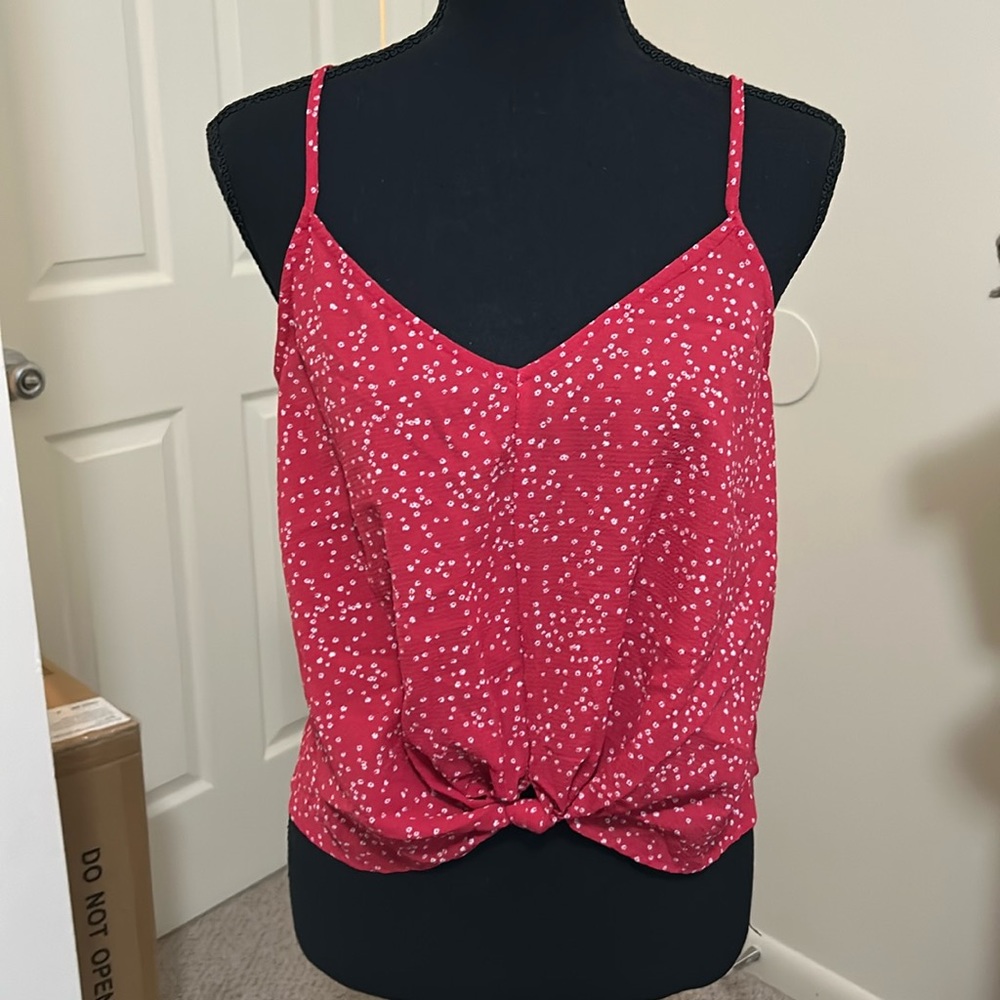 Lush front knot tank